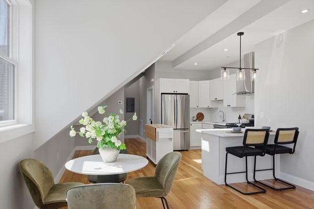 174 Walnut Street 3, Somerville, MA 02145