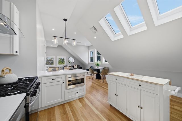 174 Walnut Street 3, Somerville, MA 02145