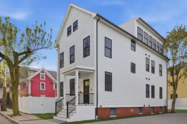 174 Walnut Street 3, Somerville, MA 02145