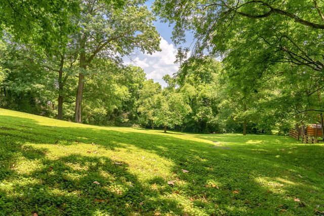 706 Washington Ave, Mount Pleasant, TN 38474