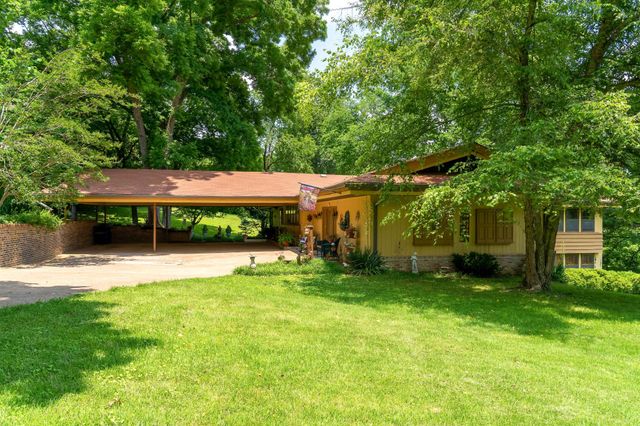 706 Washington Ave, Mount Pleasant, TN 38474