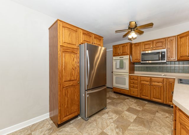 1109 14th Avenue, Orion, IL 61273