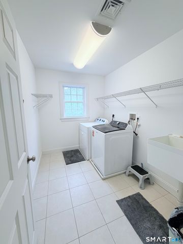 56 Goldberg Road, Colchester, CT 06415