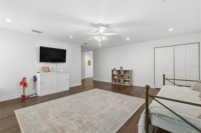 2510 W CARMEN STREET, Tampa, FL 33609