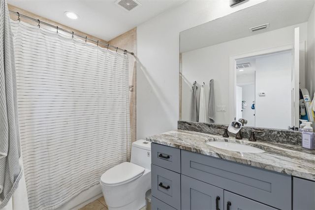 2510 W CARMEN STREET, Tampa, FL 33609