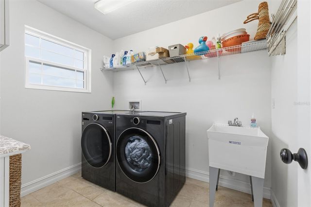 2510 W CARMEN STREET, Tampa, FL 33609