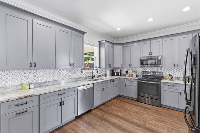 2510 W CARMEN STREET, Tampa, FL 33609