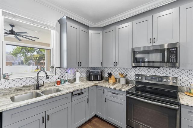 2510 W CARMEN STREET, Tampa, FL 33609