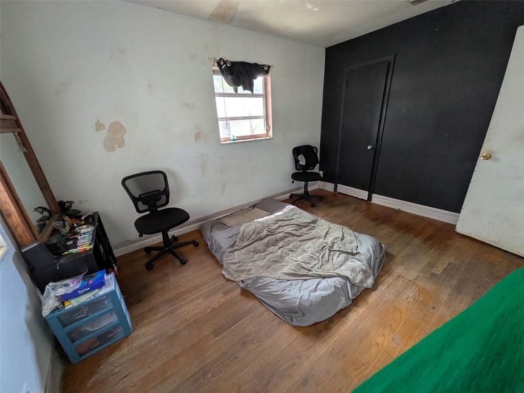 Image 3 of property listing at 14 S GLENWOOD AVENUE AVENUE, Avon Park, FL 33825