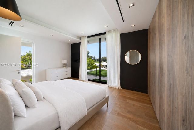 770 S Shore Drive, Miami Beach, FL 33141