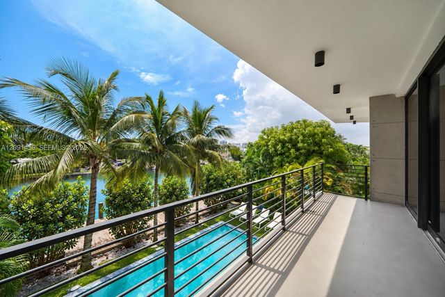 770 S Shore Drive, Miami Beach, FL 33141