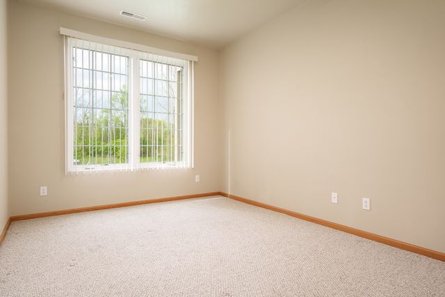 607 Queens Court 0, Rockton, IL 61072