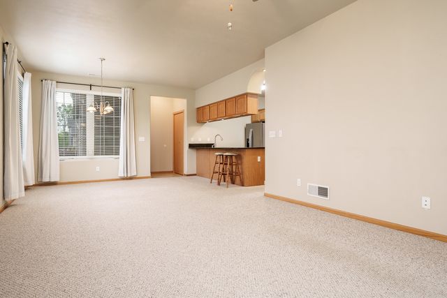 607 Queens Court 0, Rockton, IL 61072