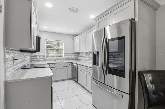 11908 NW 164TH TERRACE, Alachua, FL 32615