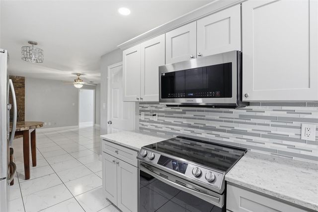 11908 NW 164TH TERRACE, Alachua, FL 32615