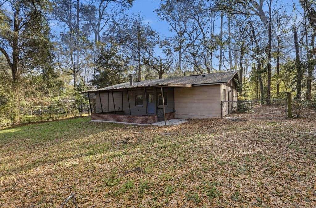 Image 22 of property listing at 11908 NW 164TH TERRACE, Alachua, FL 32615