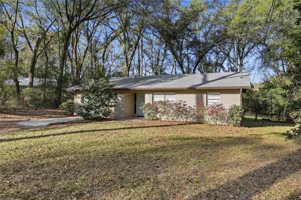 Image 29 of property listing at 11908 NW 164TH TERRACE, Alachua, FL 32615