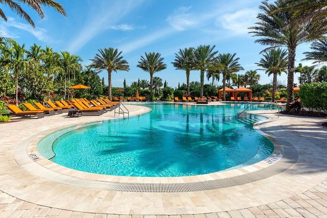 13608 MESSINA LOOP 202, Bradenton, FL 34211