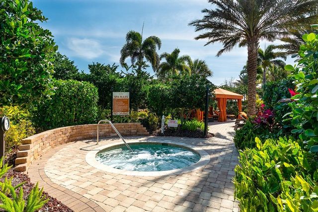 13608 MESSINA LOOP 202, Bradenton, FL 34211
