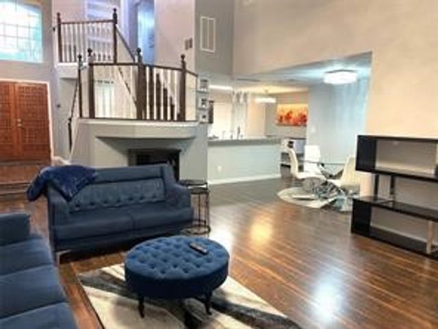 1214 Broken Arrow Trail, Carrollton, TX 75007