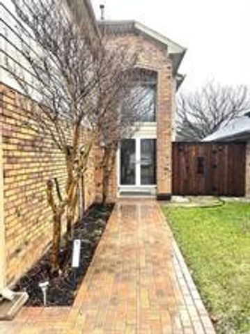 1214 Broken Arrow Trail, Carrollton, TX 75007