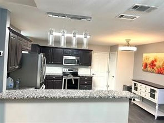 1214 Broken Arrow Trail, Carrollton, TX 75007