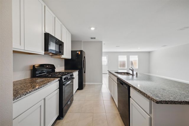 1326 Eldridge Pond Street, Forney, TX 75126