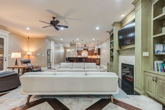 9 Tuscan Villas Circle, Lubbock, TX 79423