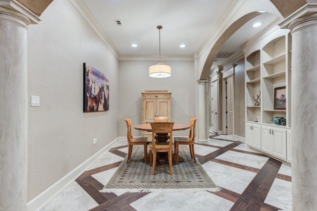 9 Tuscan Villas Circle, Lubbock, TX 79423