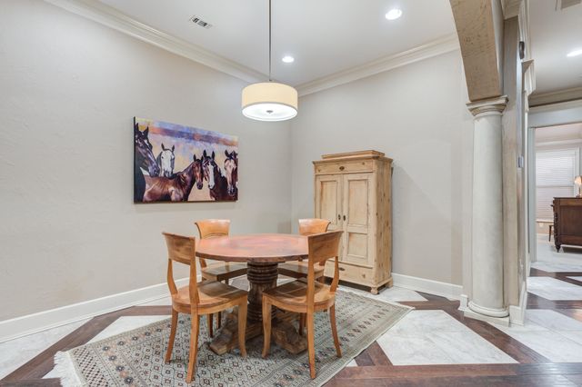 9 Tuscan Villas Circle, Lubbock, TX 79423