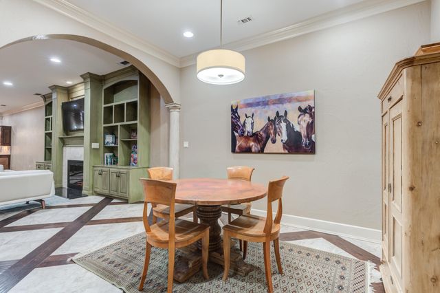 9 Tuscan Villas Circle, Lubbock, TX 79423