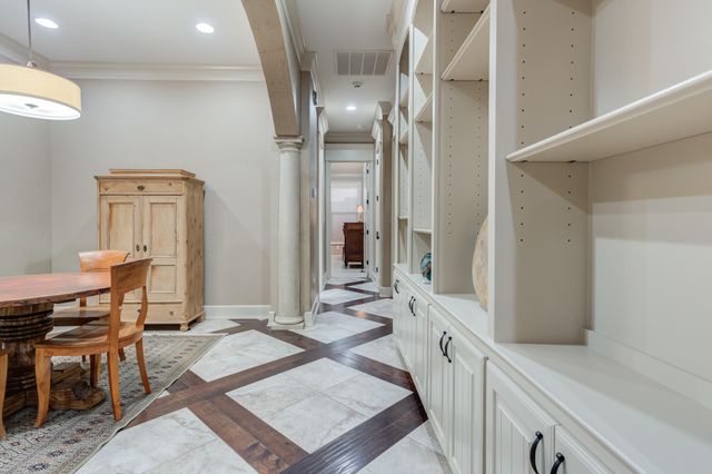 9 Tuscan Villas Circle, Lubbock, TX 79423