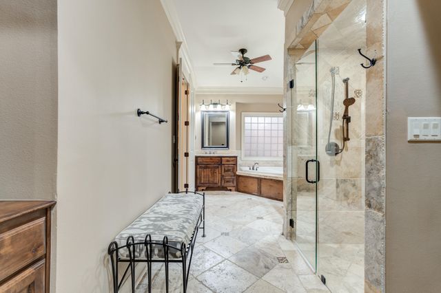 9 Tuscan Villas Circle, Lubbock, TX 79423