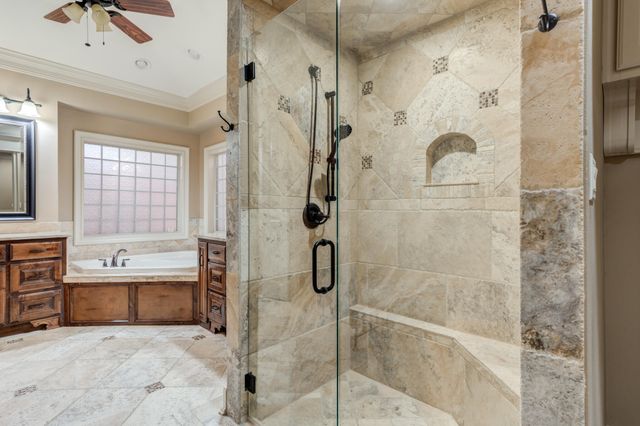 9 Tuscan Villas Circle, Lubbock, TX 79423