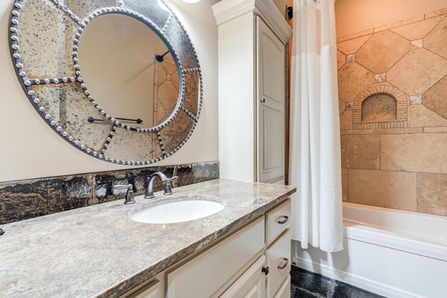 9 Tuscan Villas Circle, Lubbock, TX 79423