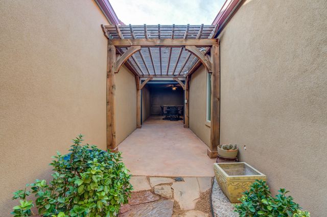 9 Tuscan Villas Circle, Lubbock, TX 79423