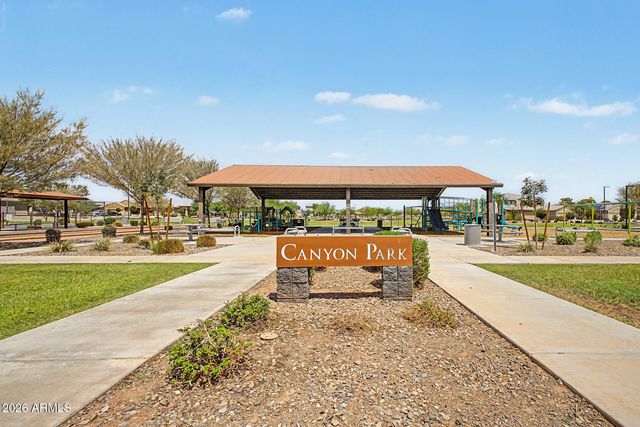 17805 W Daley Lane, Surprise, AZ 85387