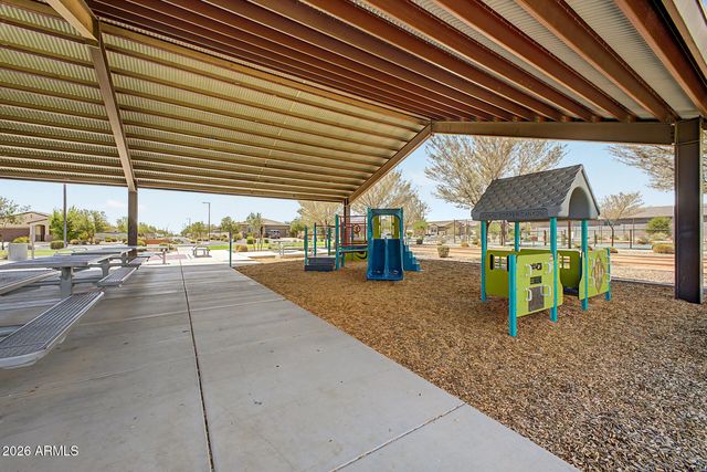 17805 W Daley Lane, Surprise, AZ 85387