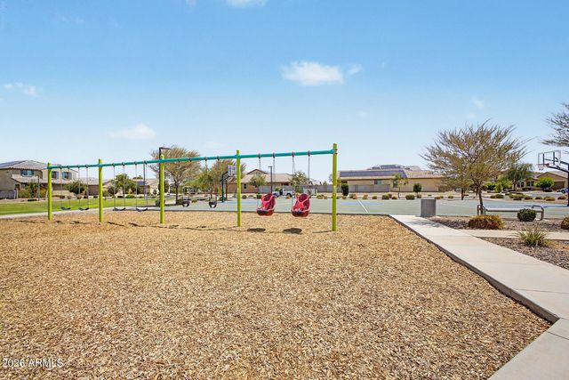 17805 W Daley Lane, Surprise, AZ 85387