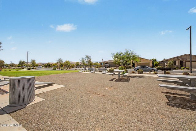 17805 W Daley Lane, Surprise, AZ 85387