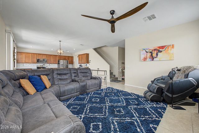 17805 W Daley Lane, Surprise, AZ 85387