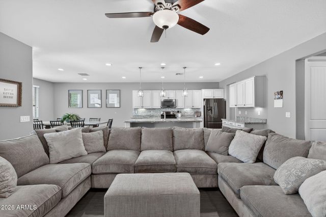 20160 E DOMINGO Road, Queen Creek, AZ 85142