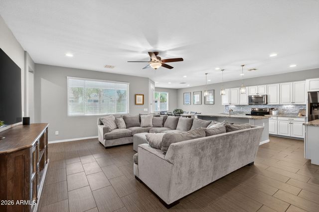 20160 E DOMINGO Road, Queen Creek, AZ 85142