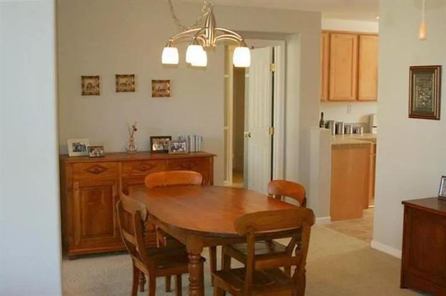 1009 Esplanade Cir, Folsom, CA 95630