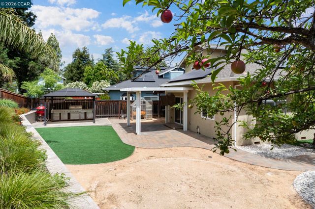 1515 Ohara Court, Clayton, CA 94517