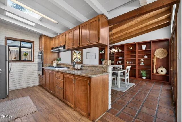 1162 Kingston Lane, Ventura, CA 93001