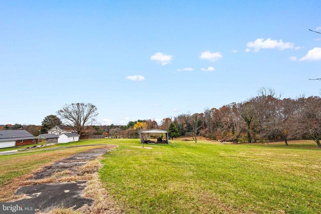 10012 ELLIS RD, Manassas, VA 20111