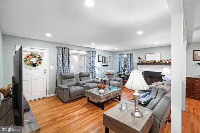 10012 ELLIS RD, Manassas, VA 20111