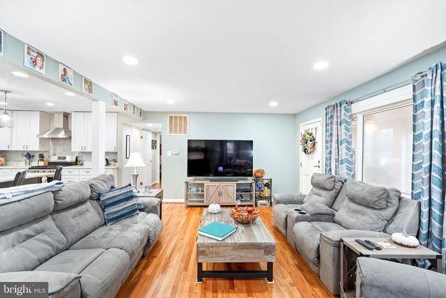 10012 ELLIS RD, Manassas, VA 20111