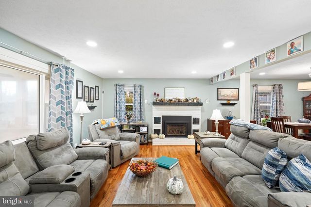 10012 ELLIS RD, Manassas, VA 20111